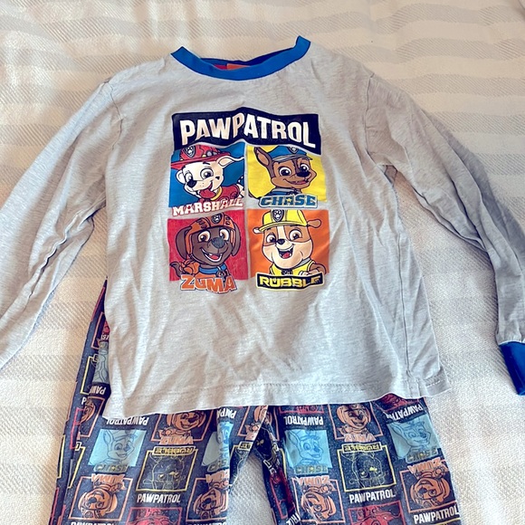 Nickelodeon Paw patrol pajamas - Picture 1 of 4